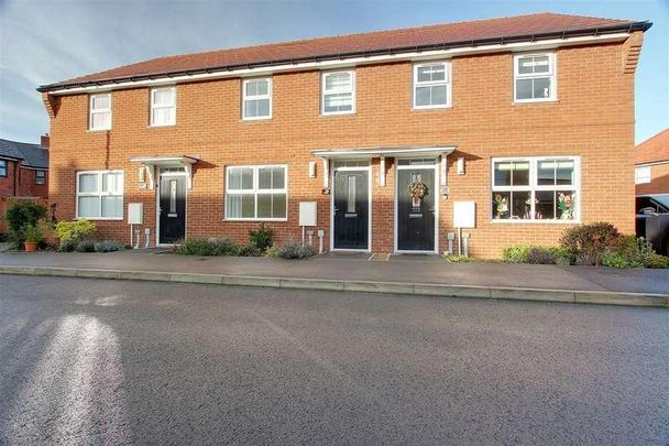 Sorrel Way, Broughton, HP22 - Photo 1