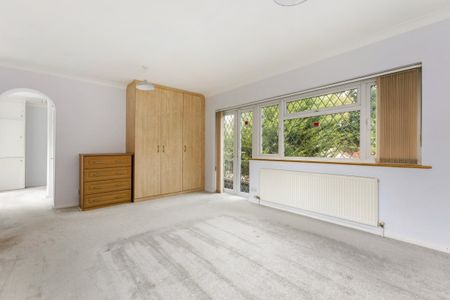 4 bedroom detached house to rent - Photo 5