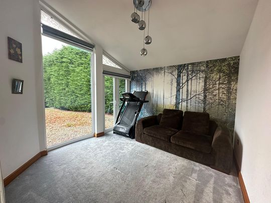 Monton Road, Salford - Photo 1