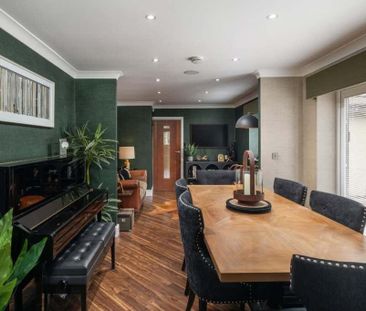 6 bedroom bungalow to rent - Photo 4