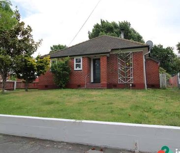 Two Bedroom Home! A Must See For Garden Lovers! - Photo 5