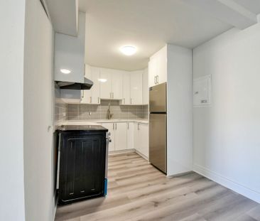 Beau 3 1/2 Ville Saint-Laurent - Photo 2