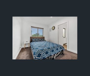 Sophisticated modern living - Photo 4