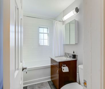 For Lease - 4 Sutherland Drive Unit# U25, Toronto, Ontario - Photo 5