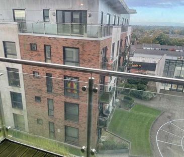 Longfield Centre, Prestwich, M25 - Photo 6