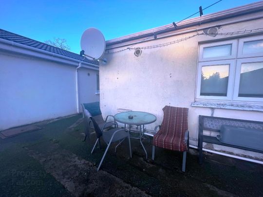 Neilstown Cottages - Photo 1