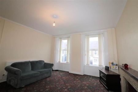 5a Main Street, Ballynahinch, BT24 8DN - Photo 2