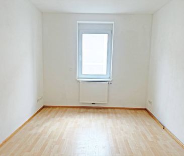 Helle Terrassenwohnung mit 4 Zimmern - Photo 2