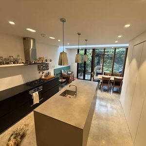 Spacious Double Room with Private Bathroom in Quiet Camden Home - Photo 2