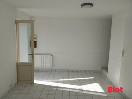 Location Maison 1 pièce 23m² CHAVAGNE 35310 - Photo 5