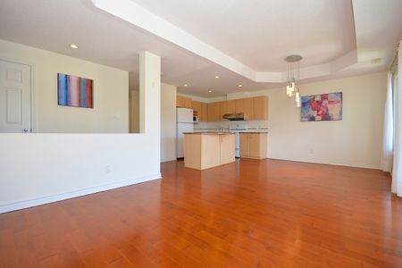 For Lease - 304 Paseo Private Unit# 7, South of Baseline to Knoxdale, Ontario - Photo 2