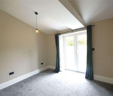 The Annexe, Birds Green Road, Fyfield, Essex, CM5 - Photo 1