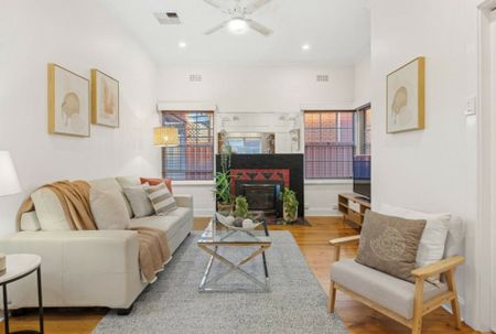 Solar Panels // Save on Power and Pet Friendly - Photo 4