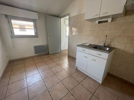 Location appartement 1 pièce, 52.93m², Castelnaudary - Photo 5