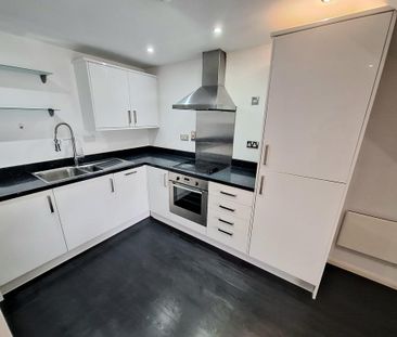 2 bedroom apartment to rent - Photo 3