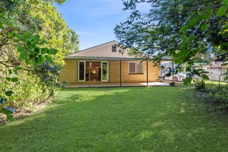 Perfectly located 3 bedroom home - Photo 5