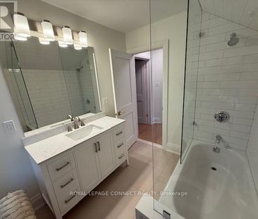 24 Ashley Street – Hamilton, Ontario - Photo 2