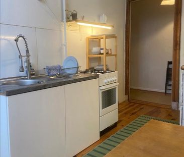 WG-Zimmer mit Wasserblick – zentral & ruhig gelegen - Foto 1