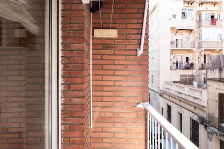 Carrer del Congost, Barcelona, Catalonia 08024 - Photo 2