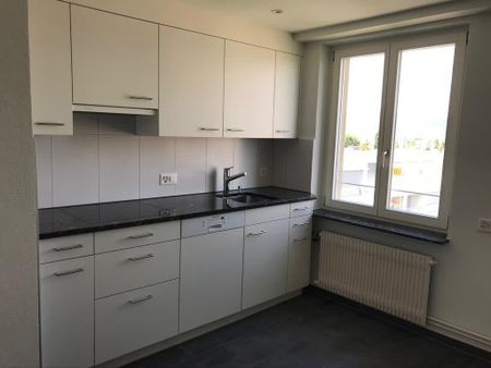 4.5 Zimmer, 100 m², 2. Stock - Photo 2