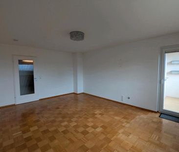 Helle 3 Zimmer Wohnung mit Loggia in Bogenhausen/Engelschalking - Photo 2
