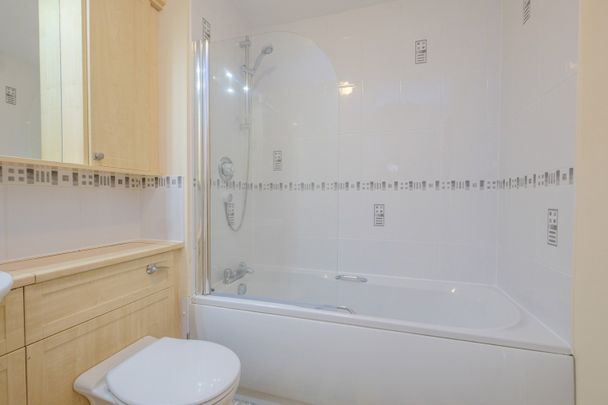 2 Bed Flat, Links Road, AB24 - Photo 1