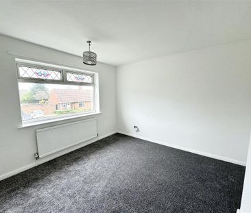 3 bedroom end of terrace house to rent - Photo 1