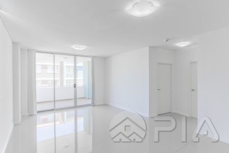 Nearly New Modern 1bedrooms + Study Apartment - Photo 3