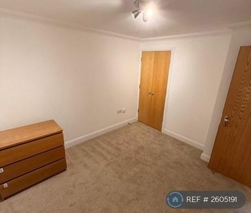 1 bedroom in a house share to rent - Photo 5