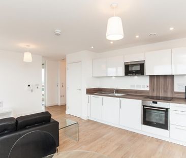 Studio to rent - Photo 1