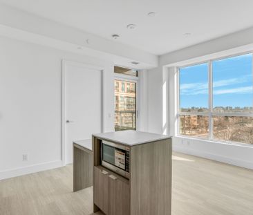 For Lease - 6 Greenbriar Rd Road Unit# 523, Toronto, Ontario - Photo 3