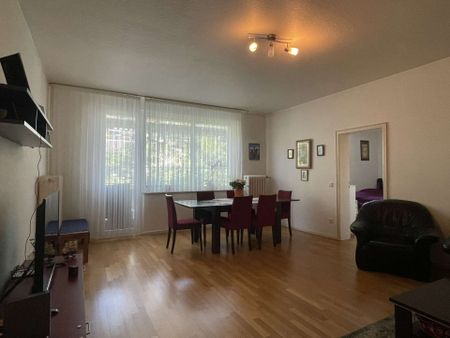 KREFELD ZENTRUM - TOLLE 3 ZIMMERWOHNUNG MIT BALKON UND EINBAUKÜCHE - Foto 5