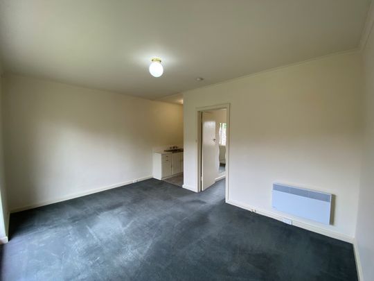 8 / 44 Munster Avenue, CARNEGIE - Photo 1