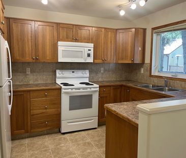 Townhouse in Lacombe - Photo 1