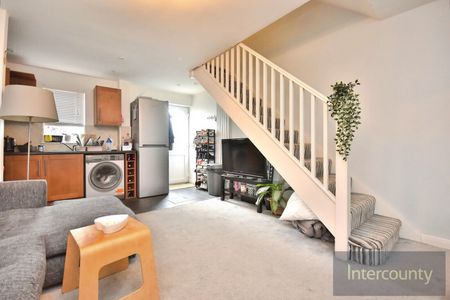 The Ridings, CM23, Bishop`S Stortford - Photo 5