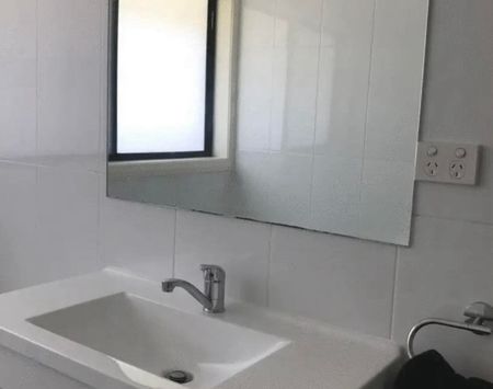 Warwick Farm - Photo 3