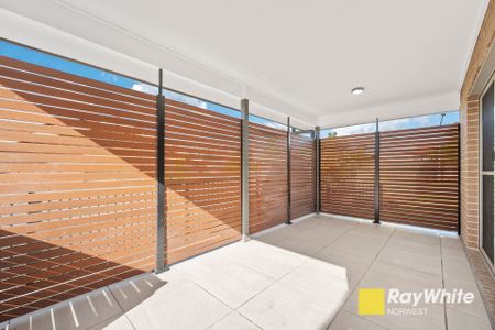 Cozy 2-Bedroom Home in Quiet Glenwood - Photo 3