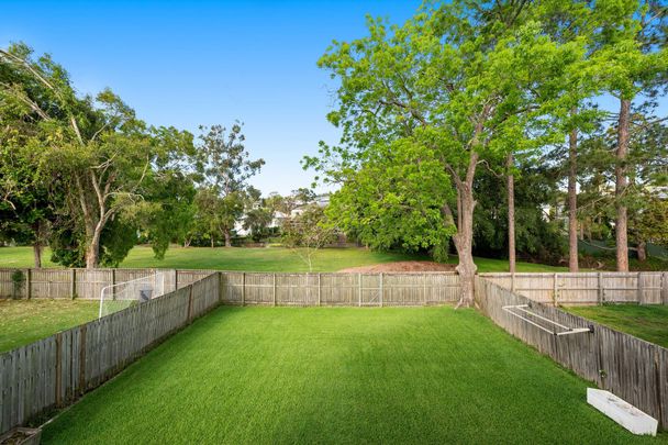 16 Glen Street, Coorparoo. - Photo 1