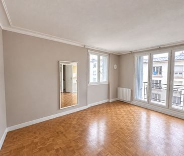 Location Appartement 1 pièce 33m² - Photo 1