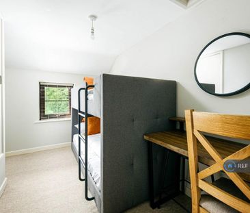 5 bedroom detached house to rent - Photo 6