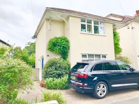 Park Grove, Henleaze, Bristol, BS9 4LF - Photo 2