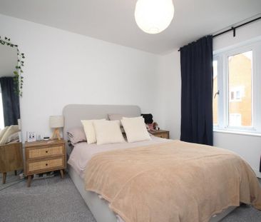 2 bedroom flat to rent - Photo 6