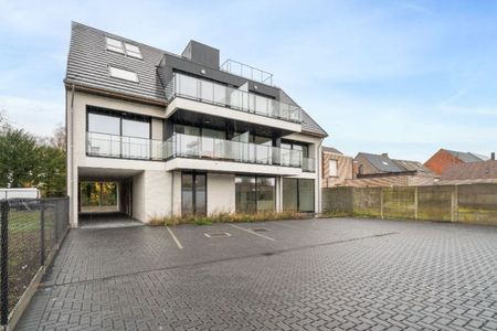 RUIM NIEUWBOUWAPPARTEMENT MET TERRAS EN GARAGE - Foto 3
