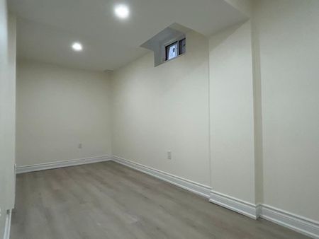 For Lease - 2238 Gladacres Lane, Oakville, Ontario - Photo 5