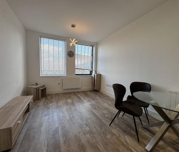 2 bedroom apartment to rent - Photo 2
