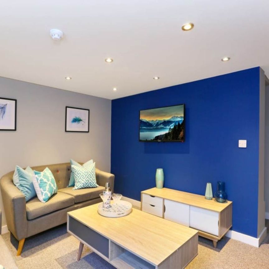 Silver Royd Hill (room 2), Armley , Leeds - Photo 1