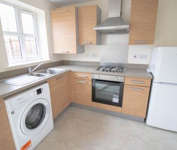 2 bedroom terraced house to rent - Photo 6