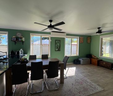 A TIDY HOME IN AN AWESOME LOCATION - Photo 2