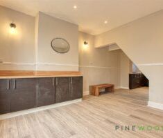 3 BEDROOM House - Mid Terrace - Photo 4