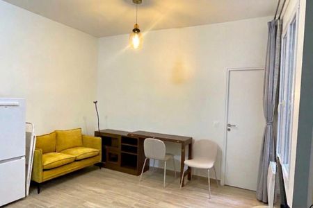 Location Appartement 2 pièces Meublé 30m² PARIS 17ème - Photo 2